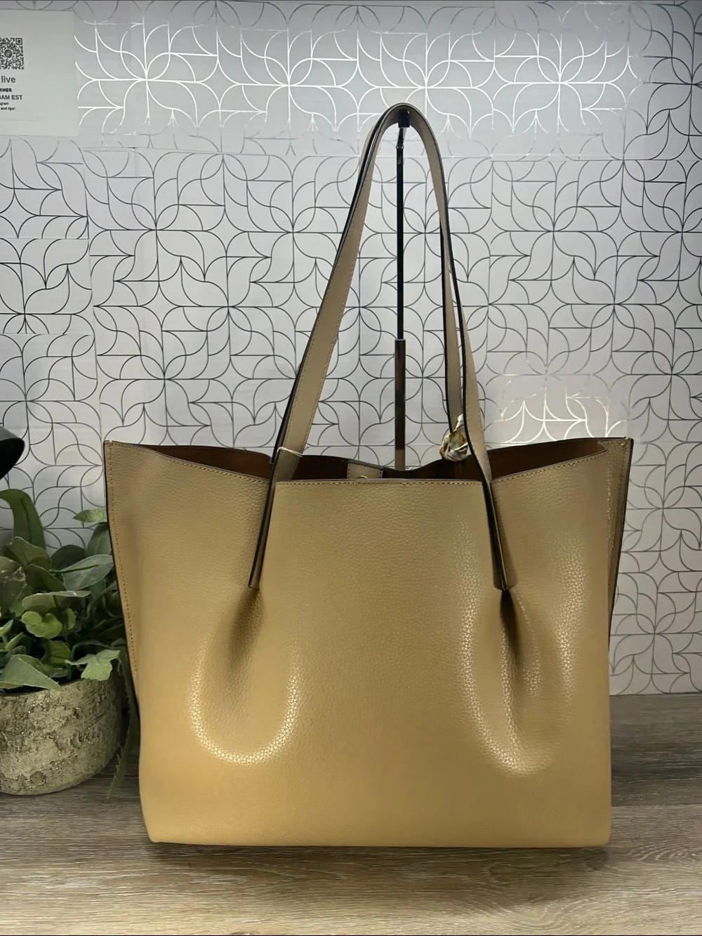 0225 Michael Kors Emilia tote bag 268390225 - Picture 2 of 15